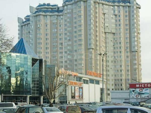 Pleasure Apartment Near Center Of Odessa エクステリア 写真