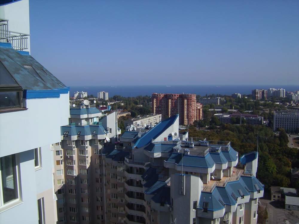 Pleasure Apartment Near Center Of Odessa エクステリア 写真