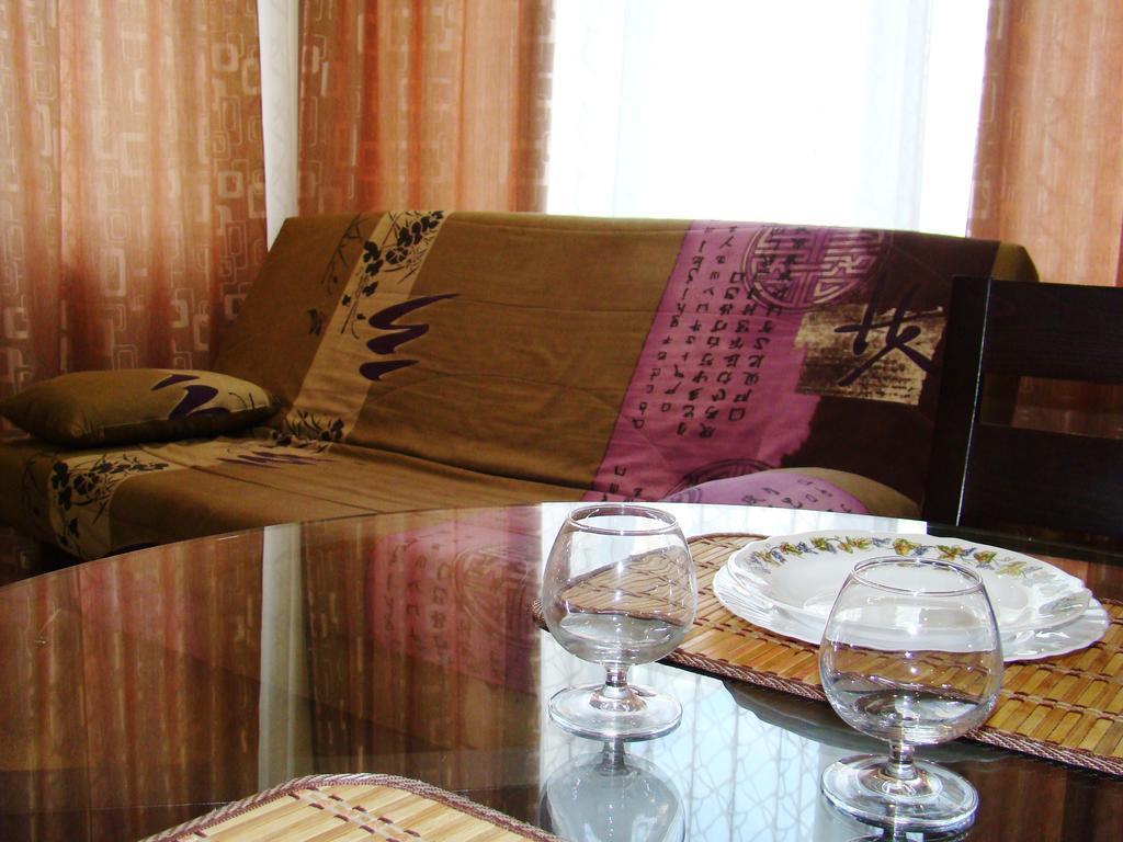 Pleasure Apartment Near Center Of Odessa エクステリア 写真